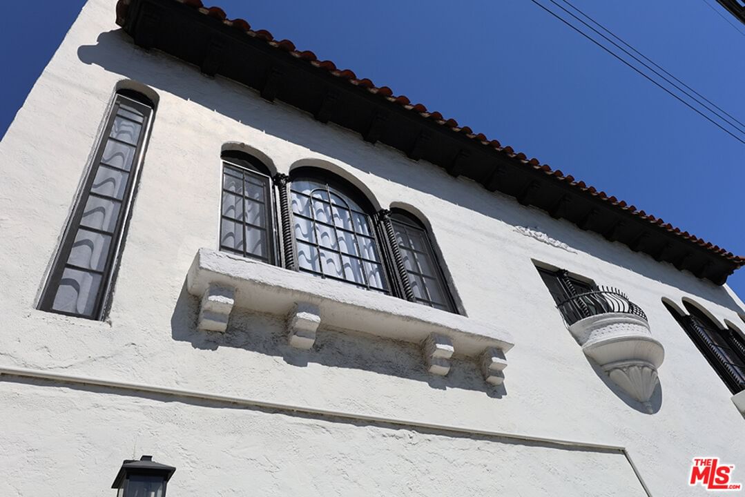 Van Ness photo 7