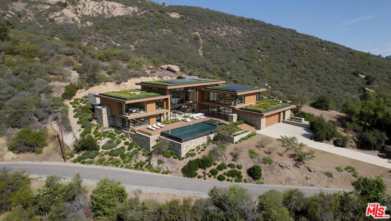 Tuna Canyon photo 1