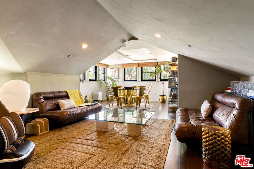 Curson photo 27