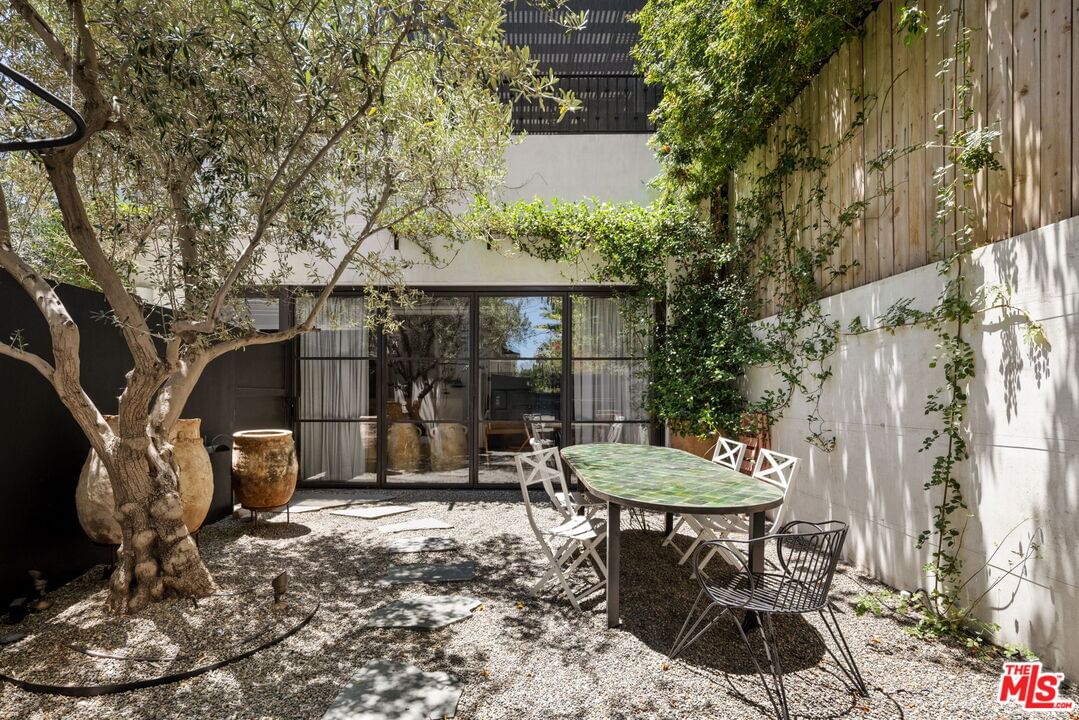 Curson photo 29