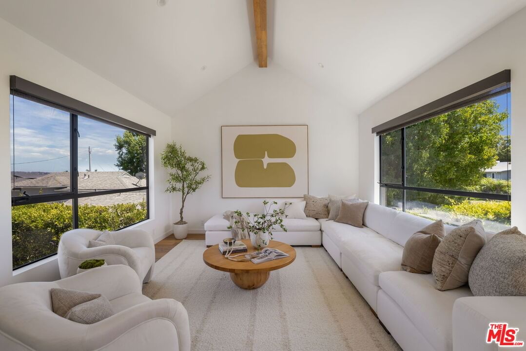 Inglewood photo 21