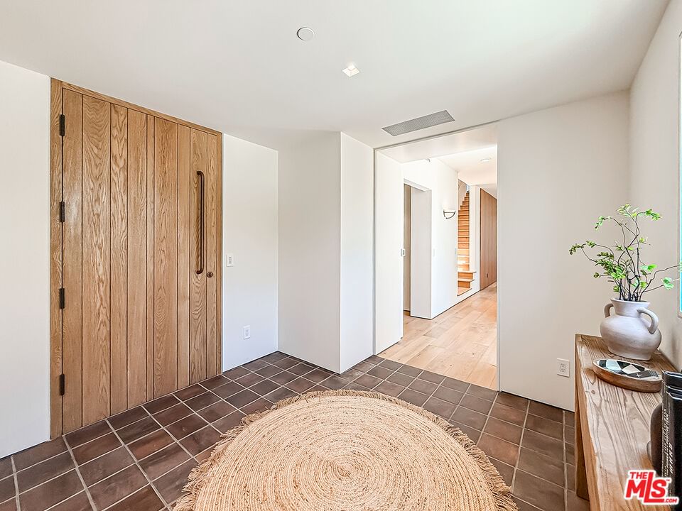 19th photo 6