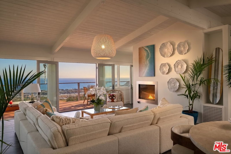 23706 Harbor Vista Dr