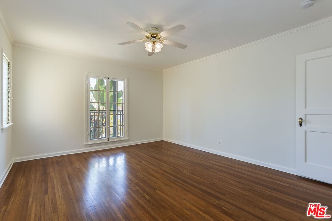 Crescent Heights photo 31