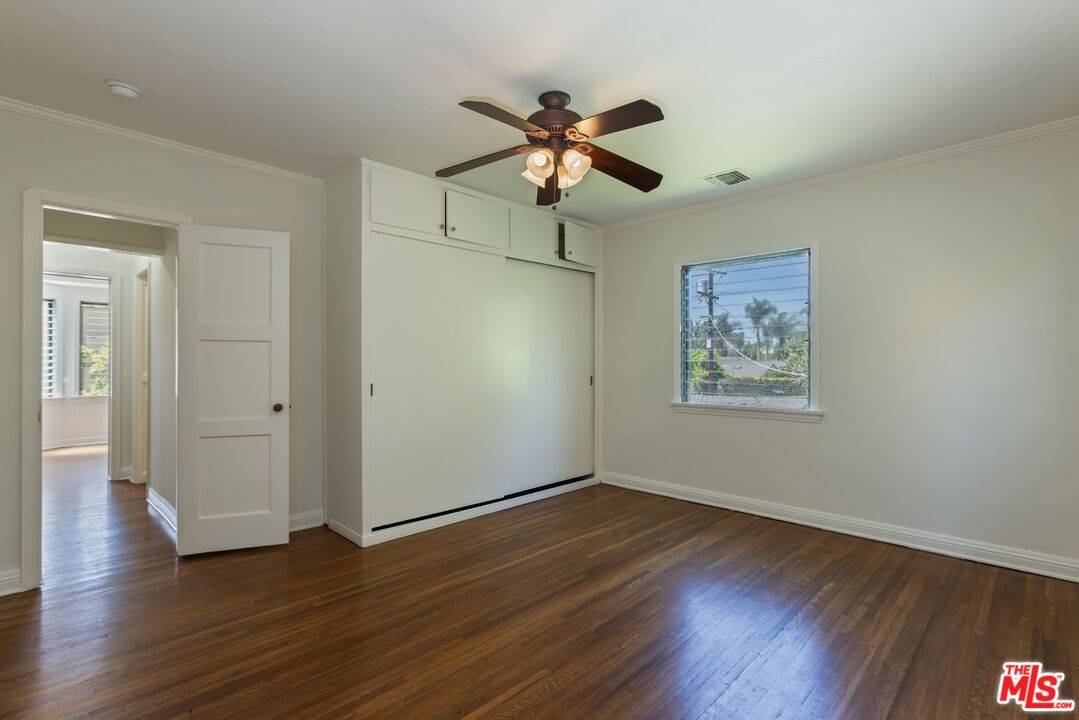 Crescent Heights photo 28