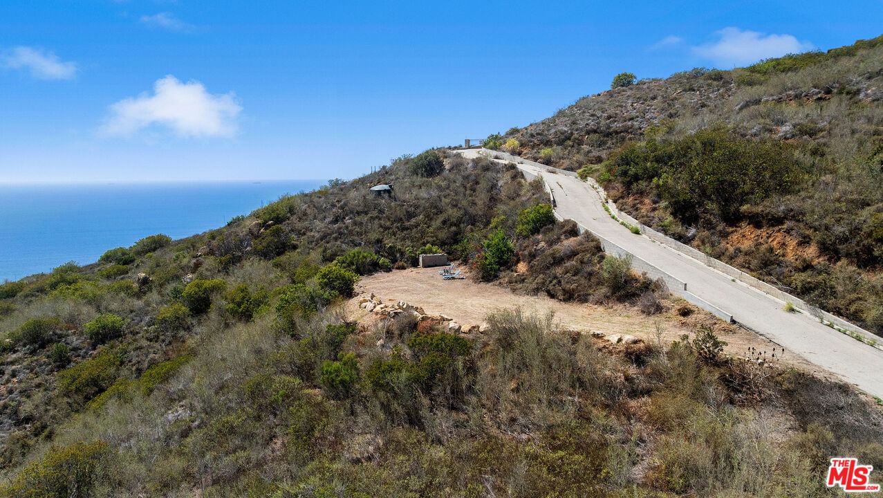 Encinal Cyn photo 9