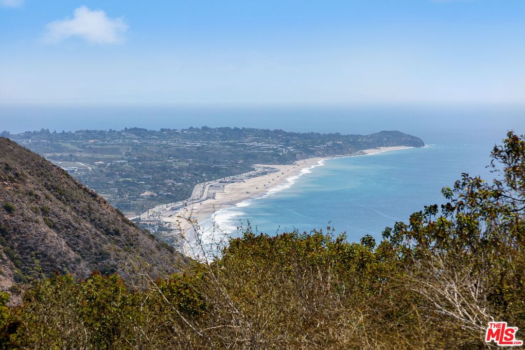 Encinal Cyn photo 7