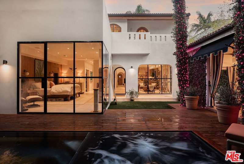918 La Jolla Ave