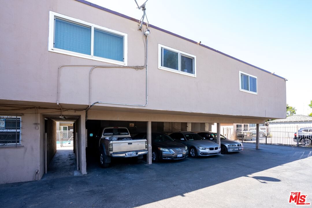 Inglewood photo 21
