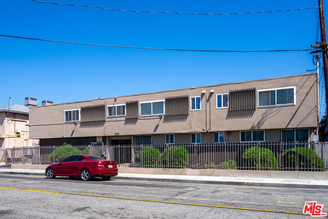 Inglewood photo 13