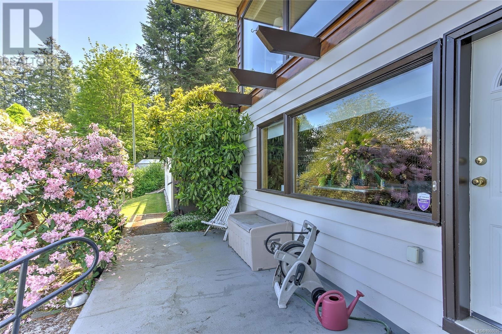 375/377 CHEMAINUS ROAD Image 21