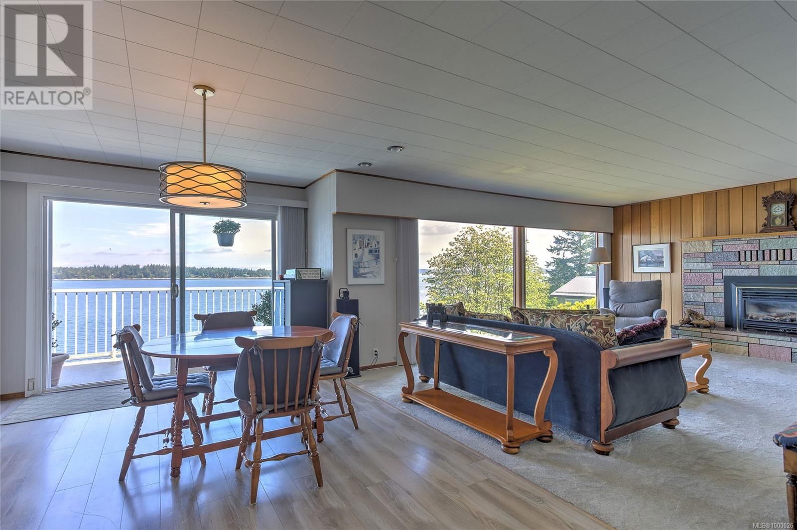 375/377 CHEMAINUS ROAD Image 22