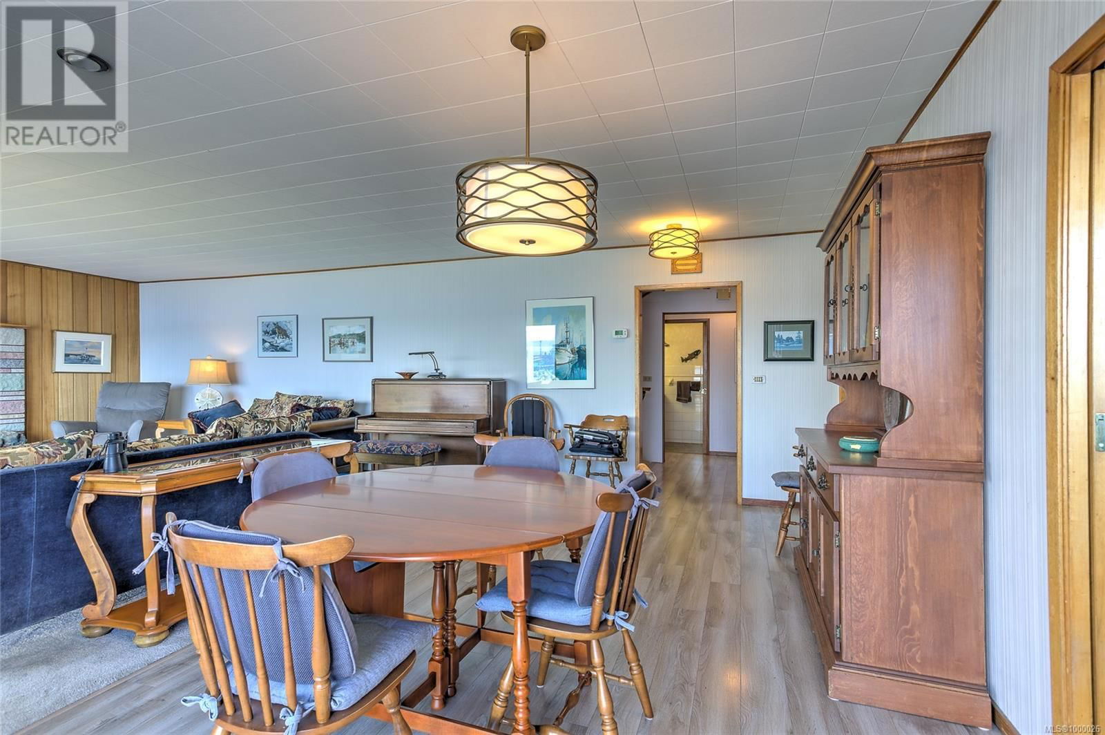 375/377 CHEMAINUS ROAD Image 32