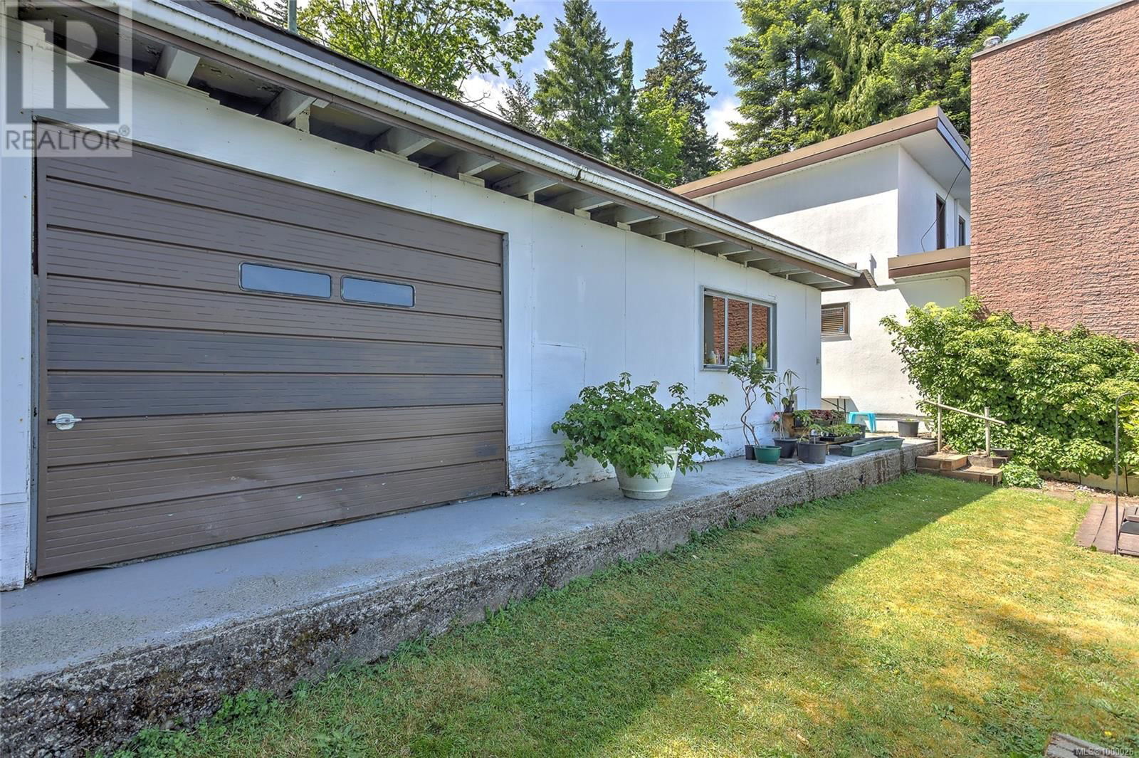 375/377 CHEMAINUS ROAD Image 57