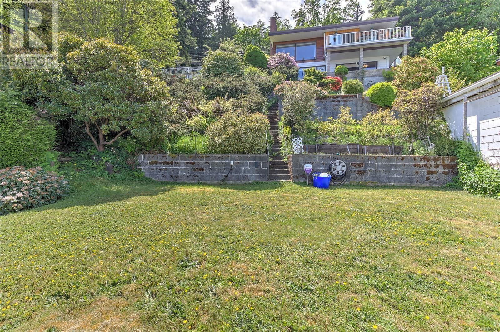 375/377 CHEMAINUS ROAD Image 58