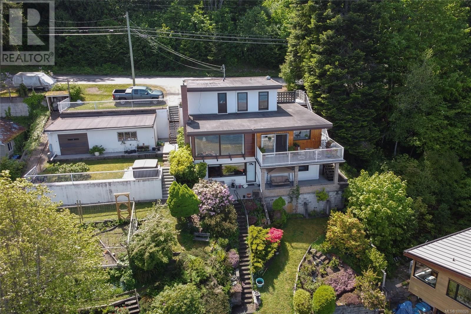 375/377 CHEMAINUS ROAD Image 8