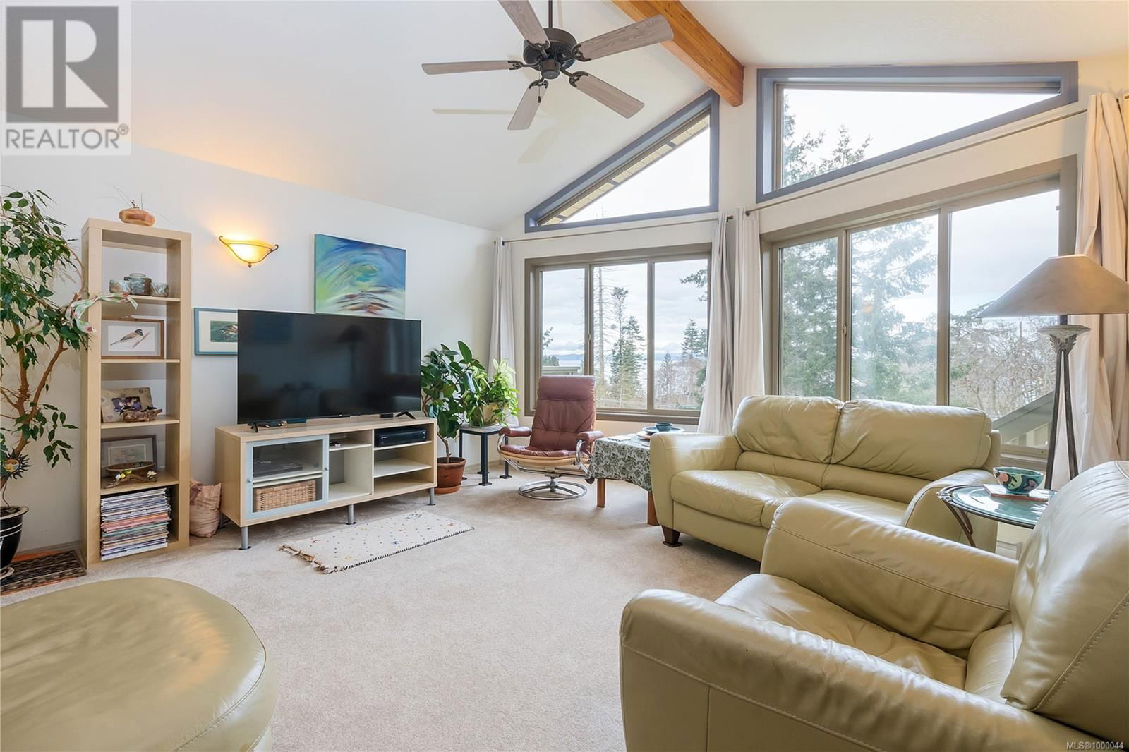 3122 DOLPHIN DRIVE Image 2