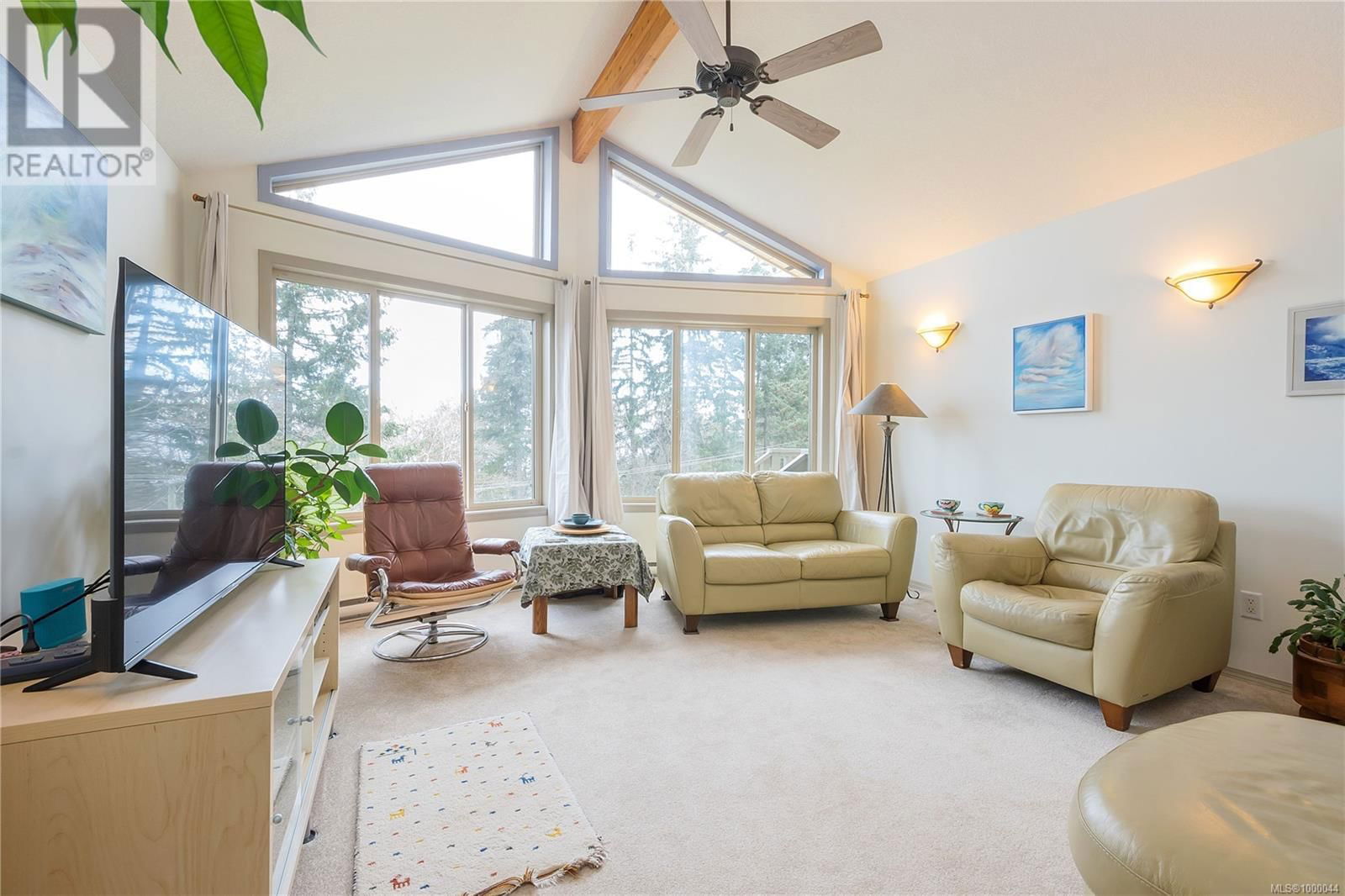 3122 DOLPHIN DRIVE Image 3
