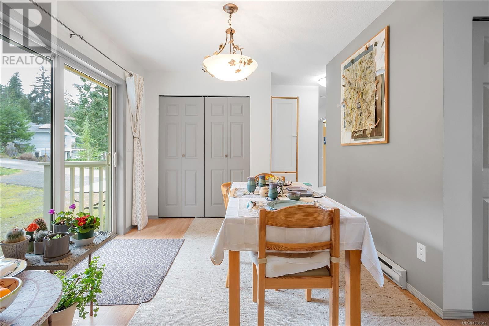 3122 DOLPHIN DRIVE Image 6