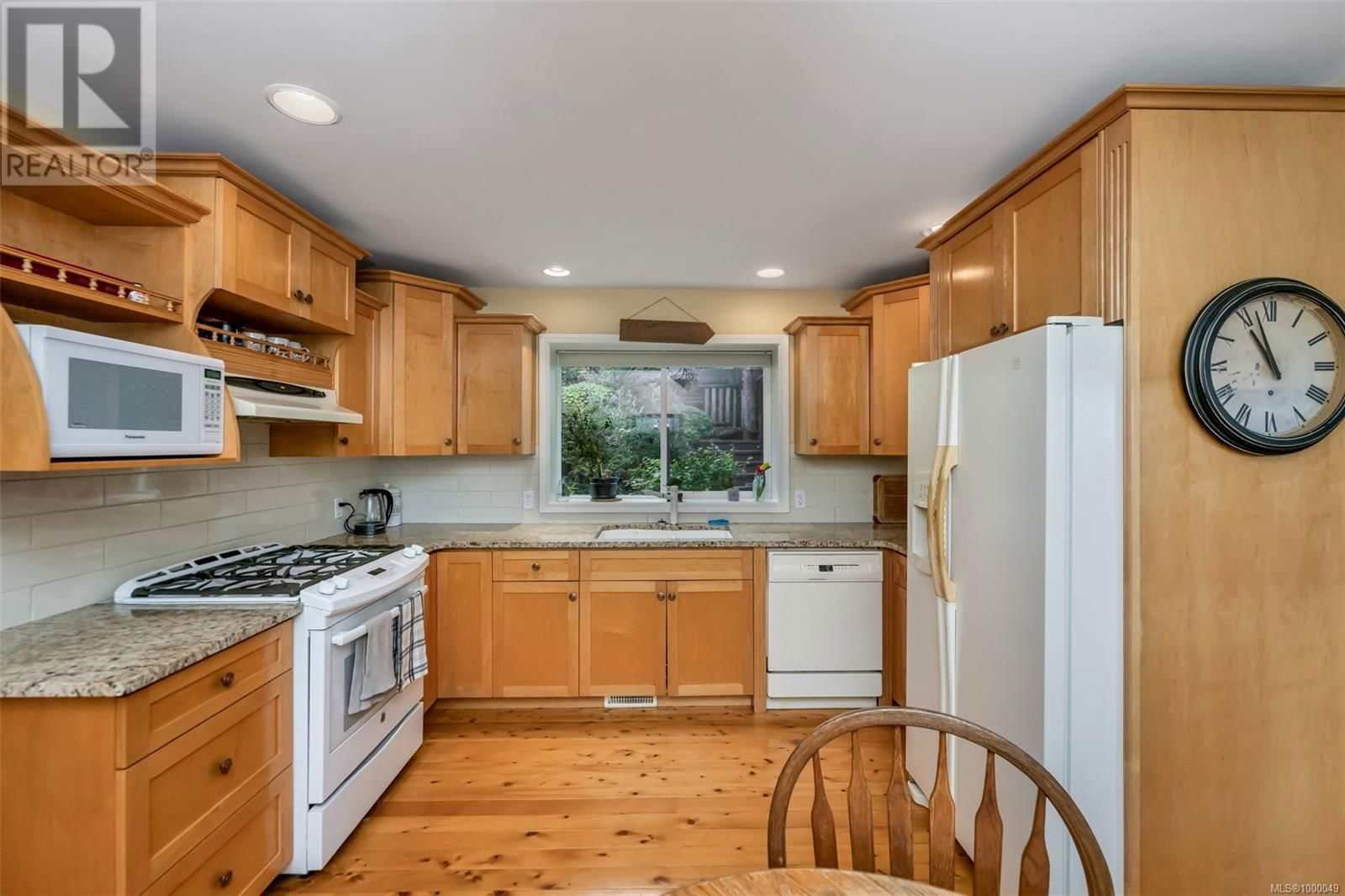 6251 THOMSON TERRACE Image 14