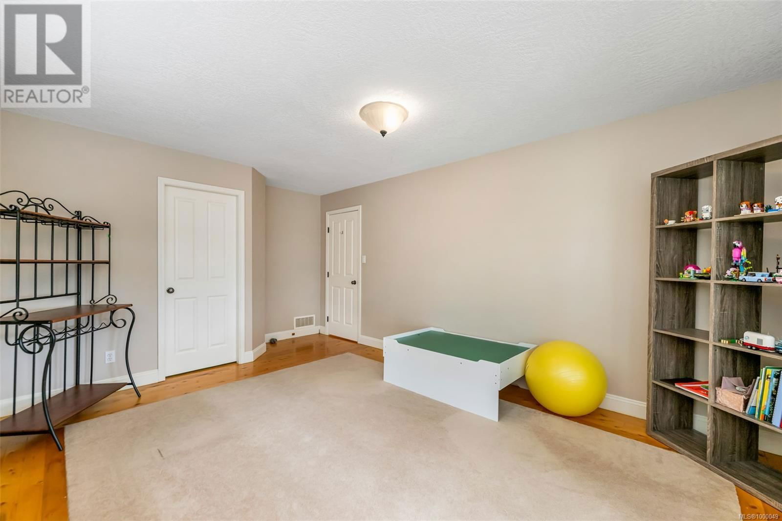 6251 THOMSON TERRACE Image 22
