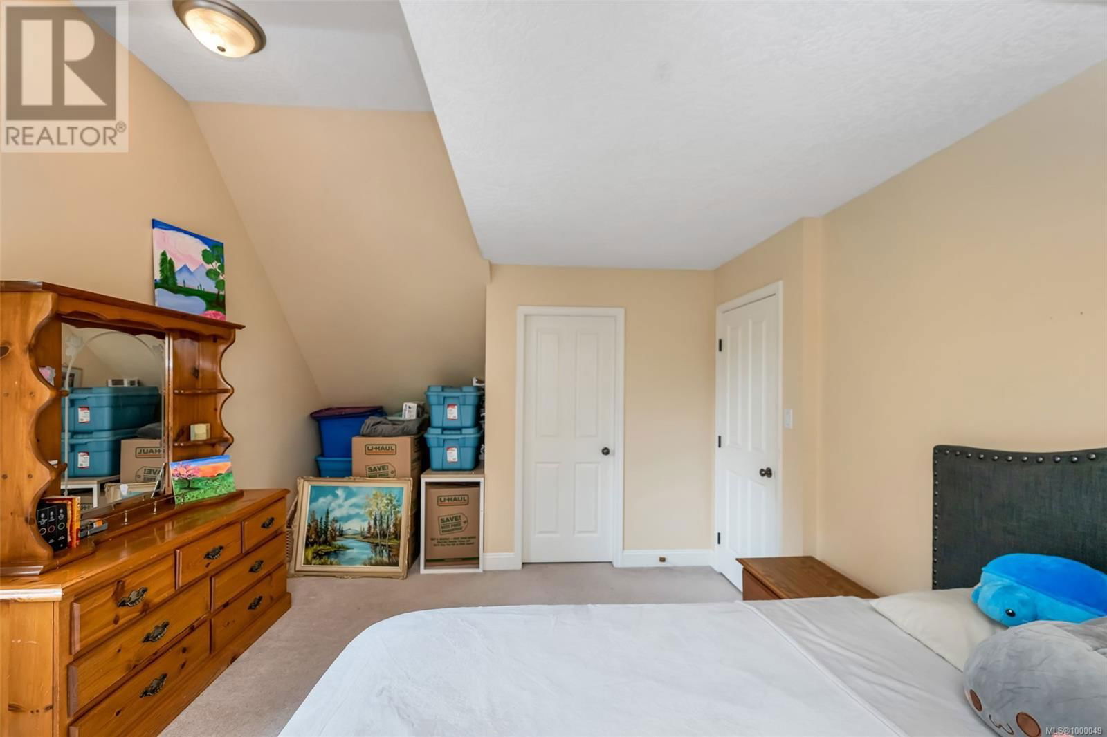6251 THOMSON TERRACE Image 25
