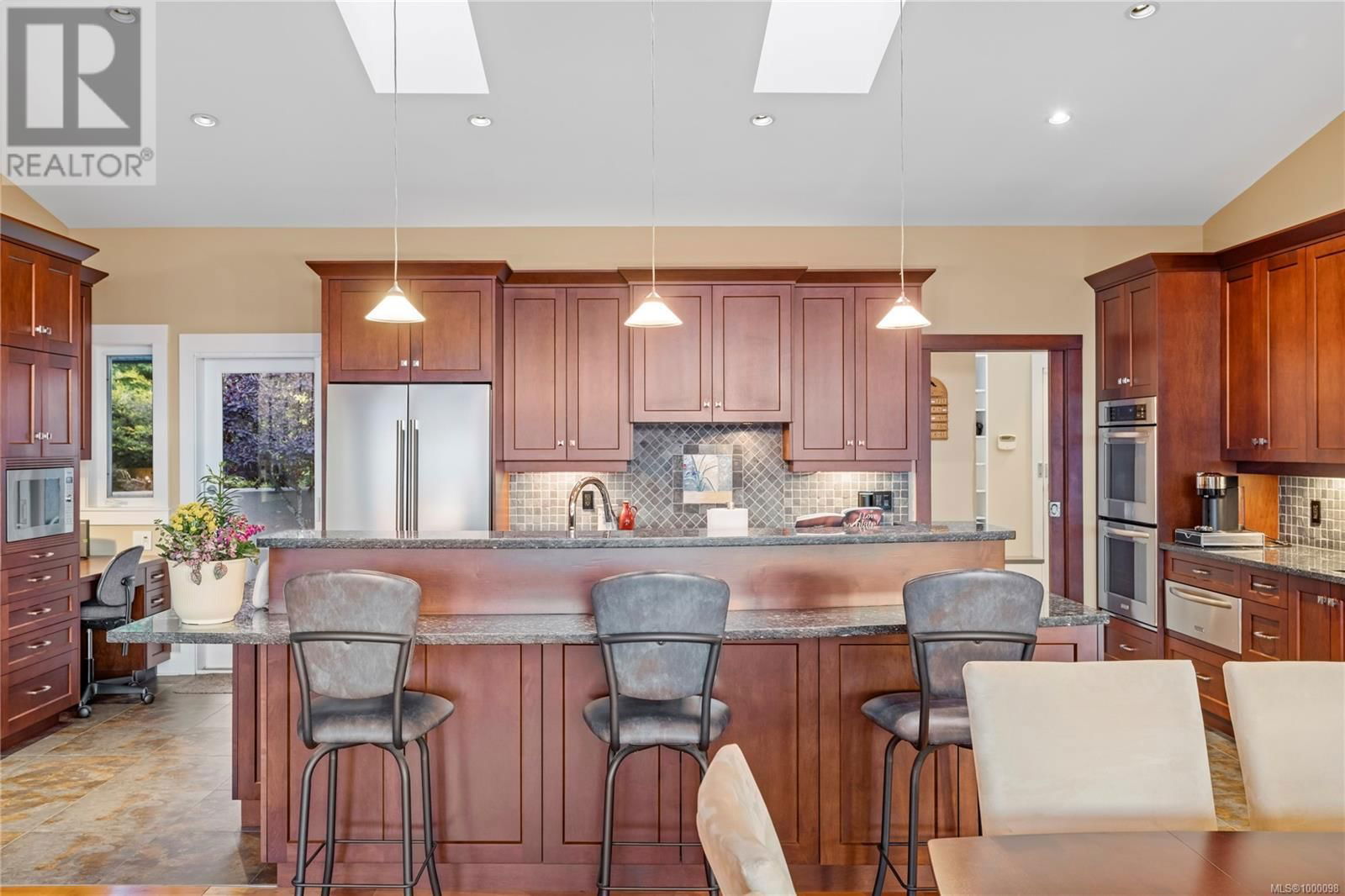 3505 CARMICHAEL ROAD Image 37