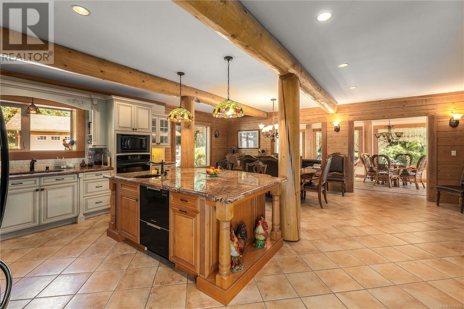 4828 JUDITHS RUN Image 17