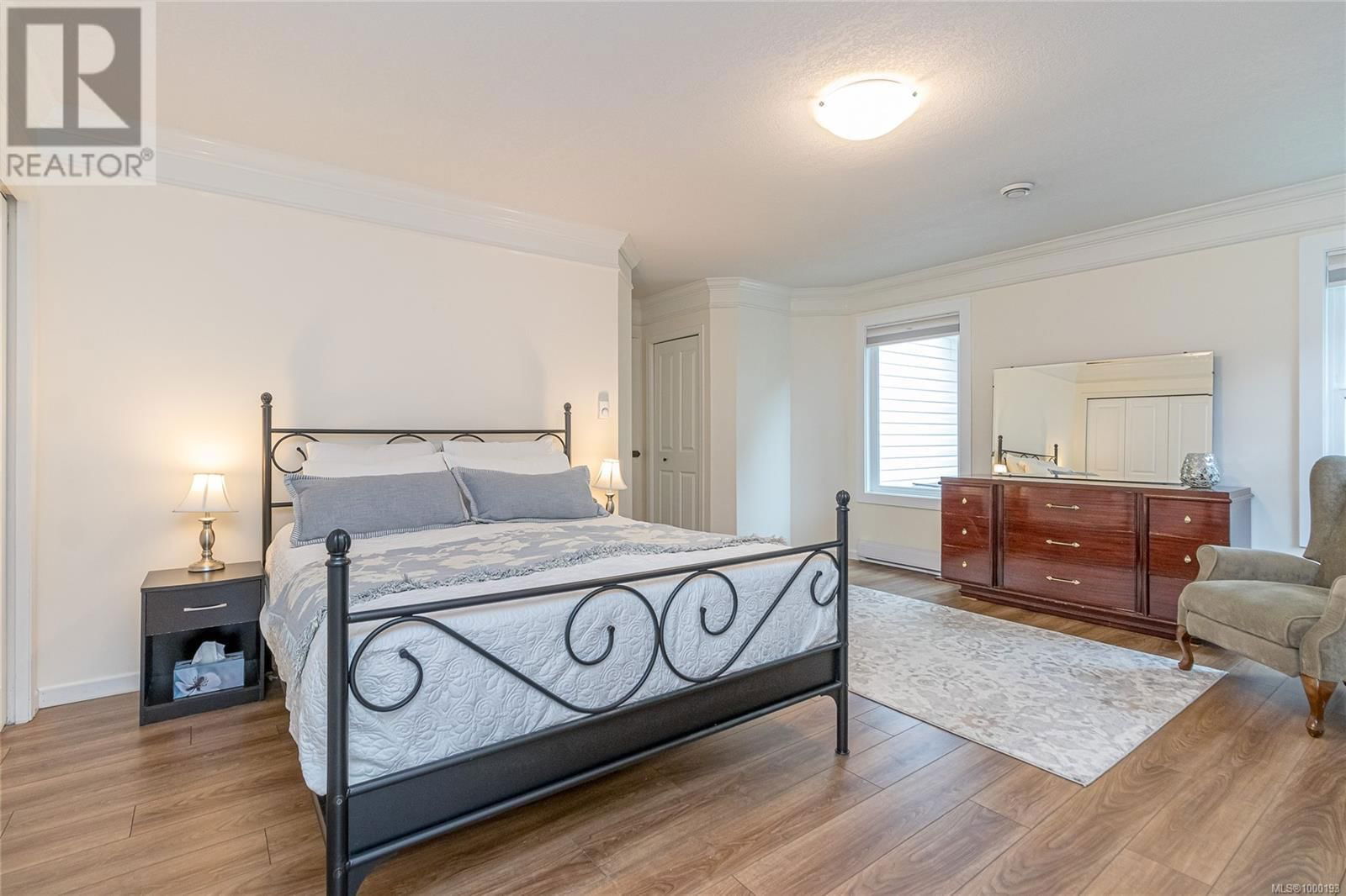 600 NASSAU CRESCENT Image 26
