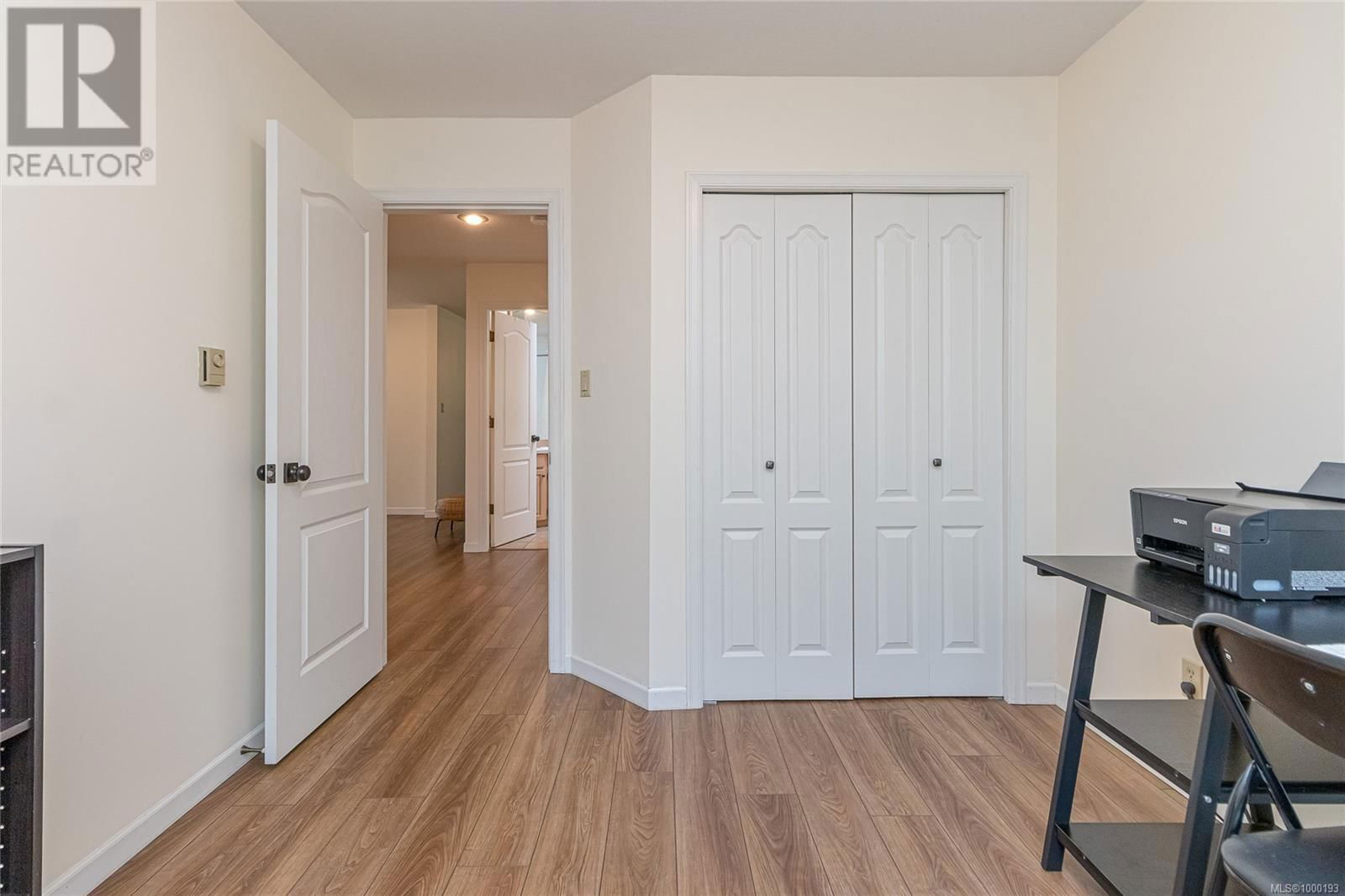 600 NASSAU CRESCENT Image 33
