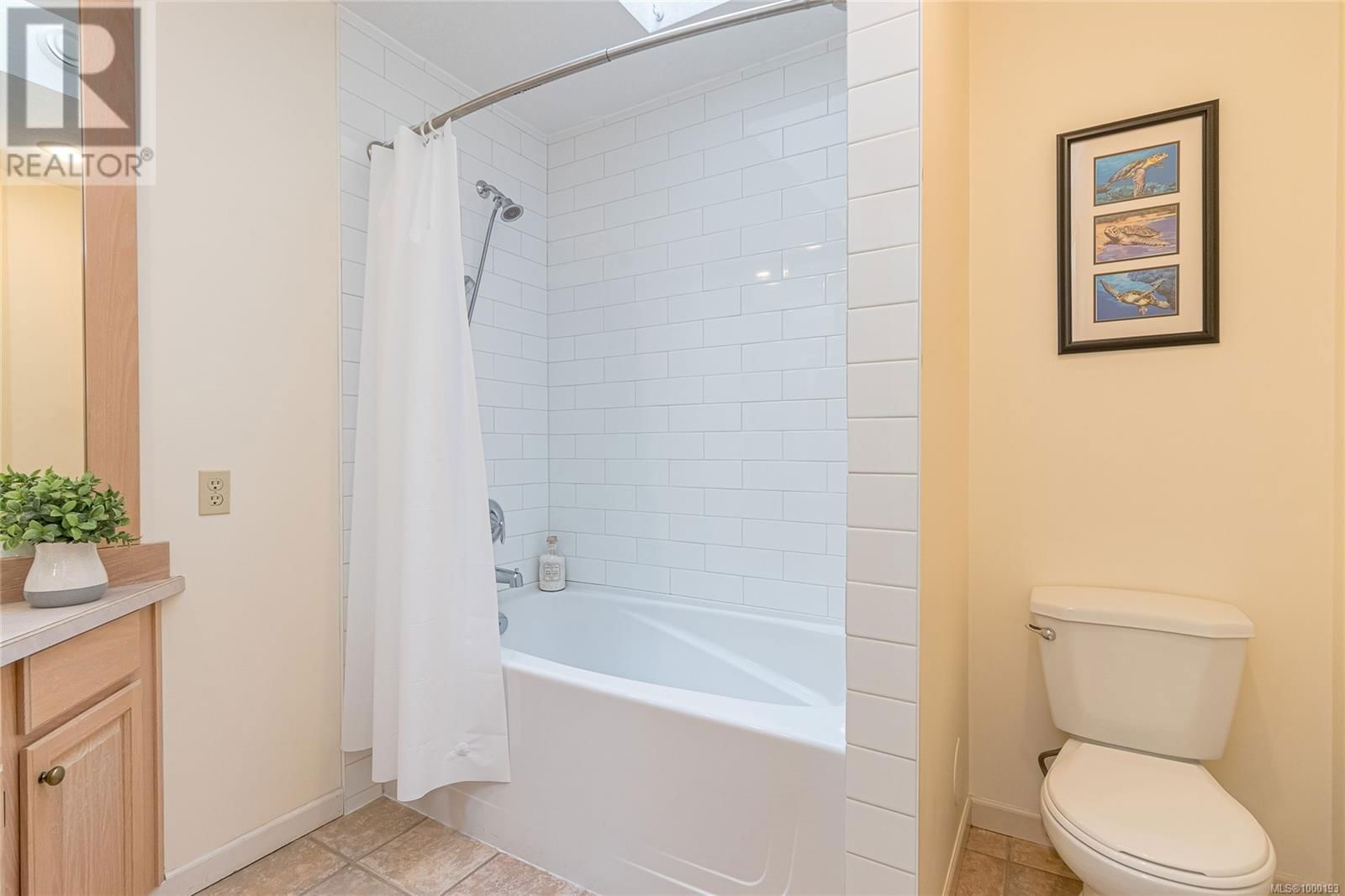 600 NASSAU CRESCENT Image 35