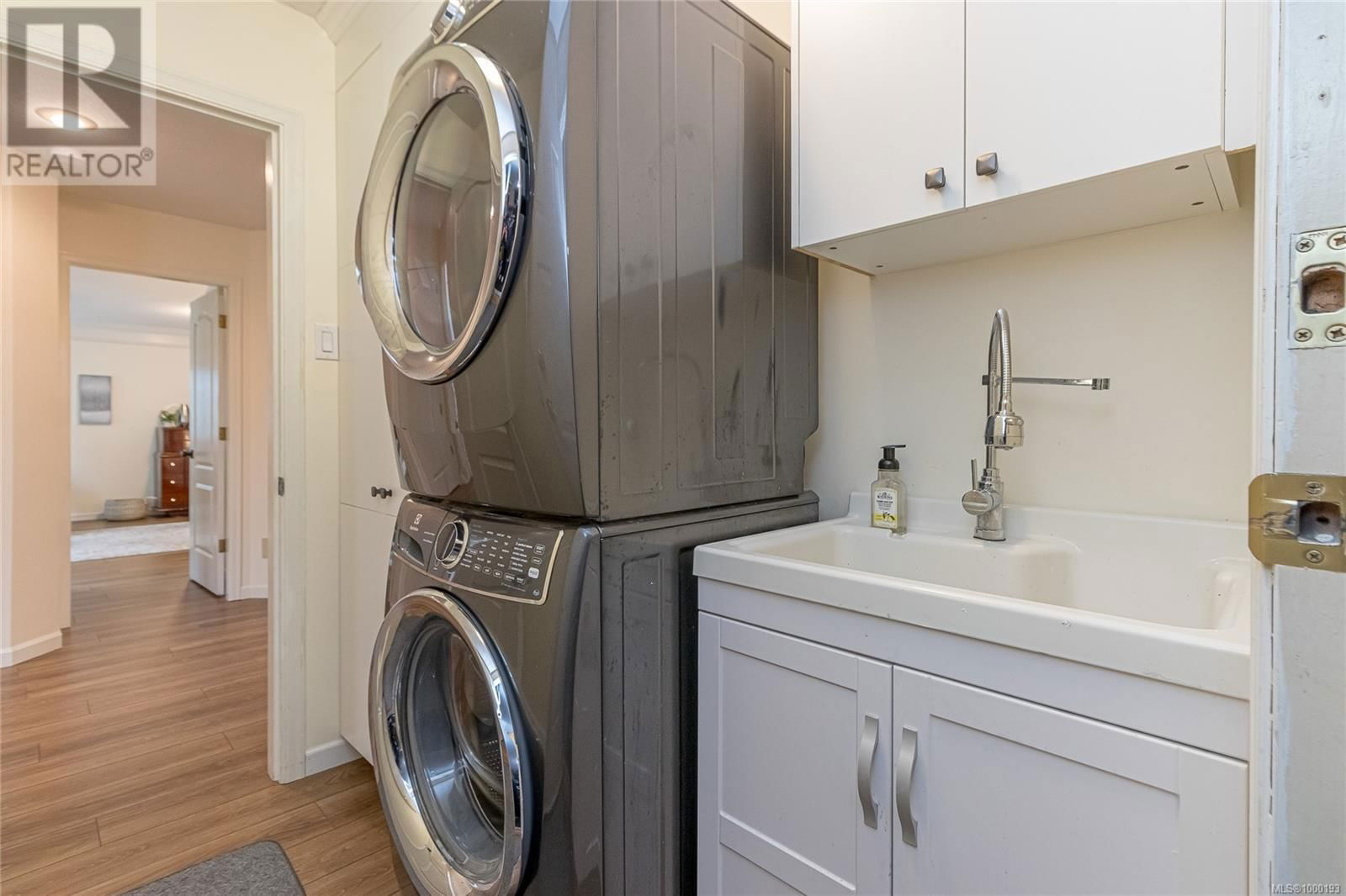 600 NASSAU CRESCENT Image 37