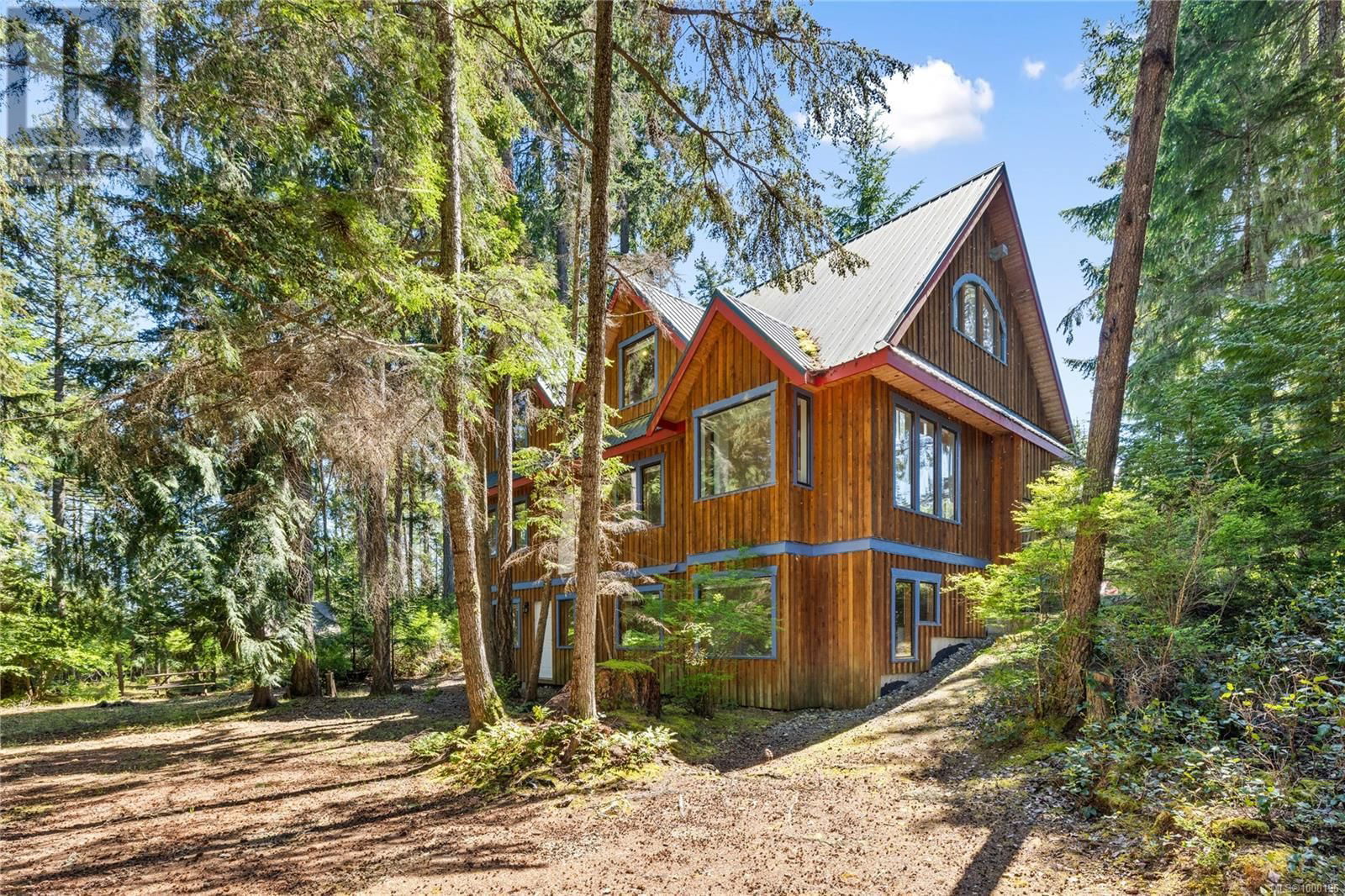 6054 ISLAND HIGHWAY WEST Image 34