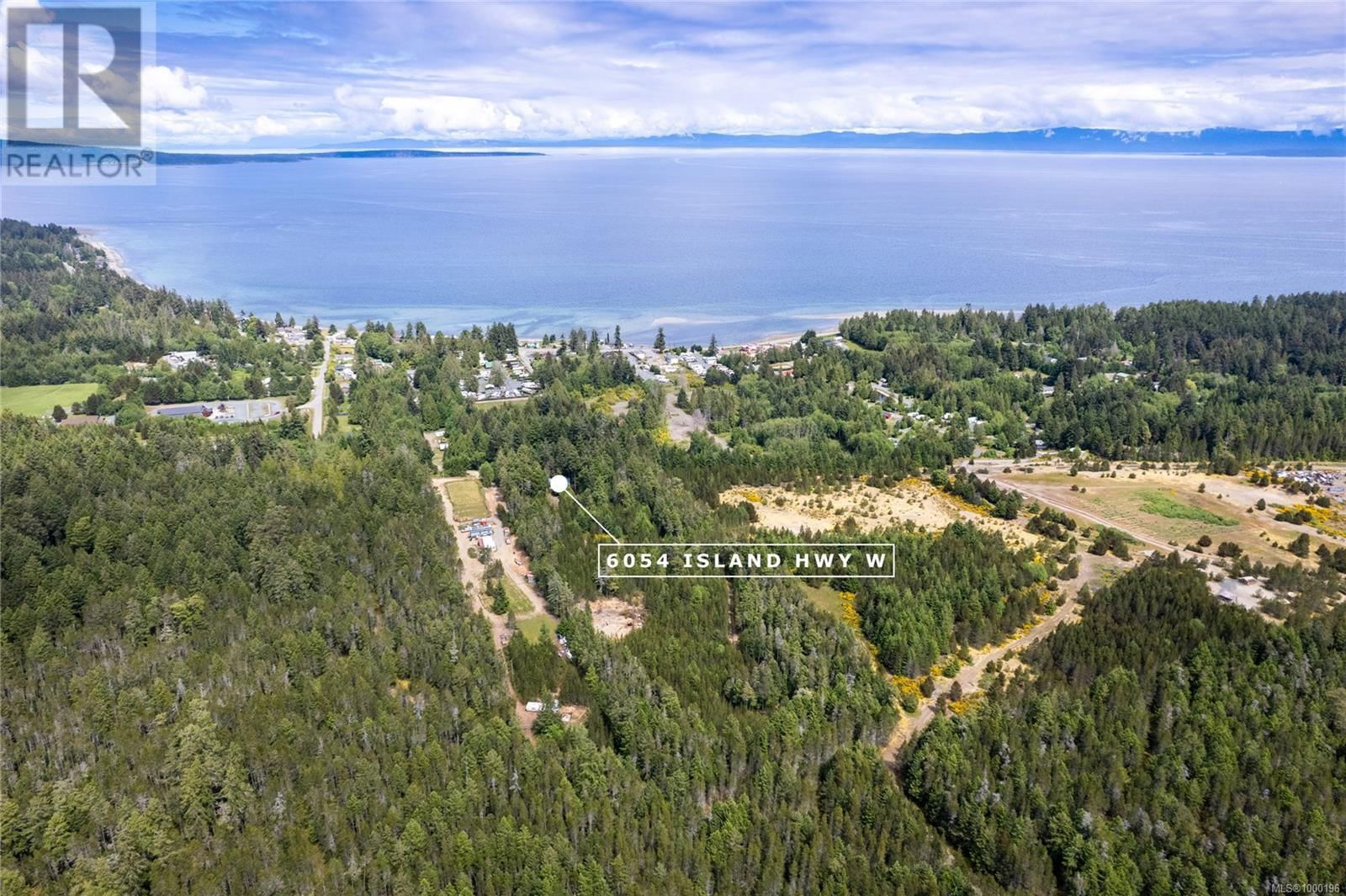 6054 ISLAND HIGHWAY WEST Image 36