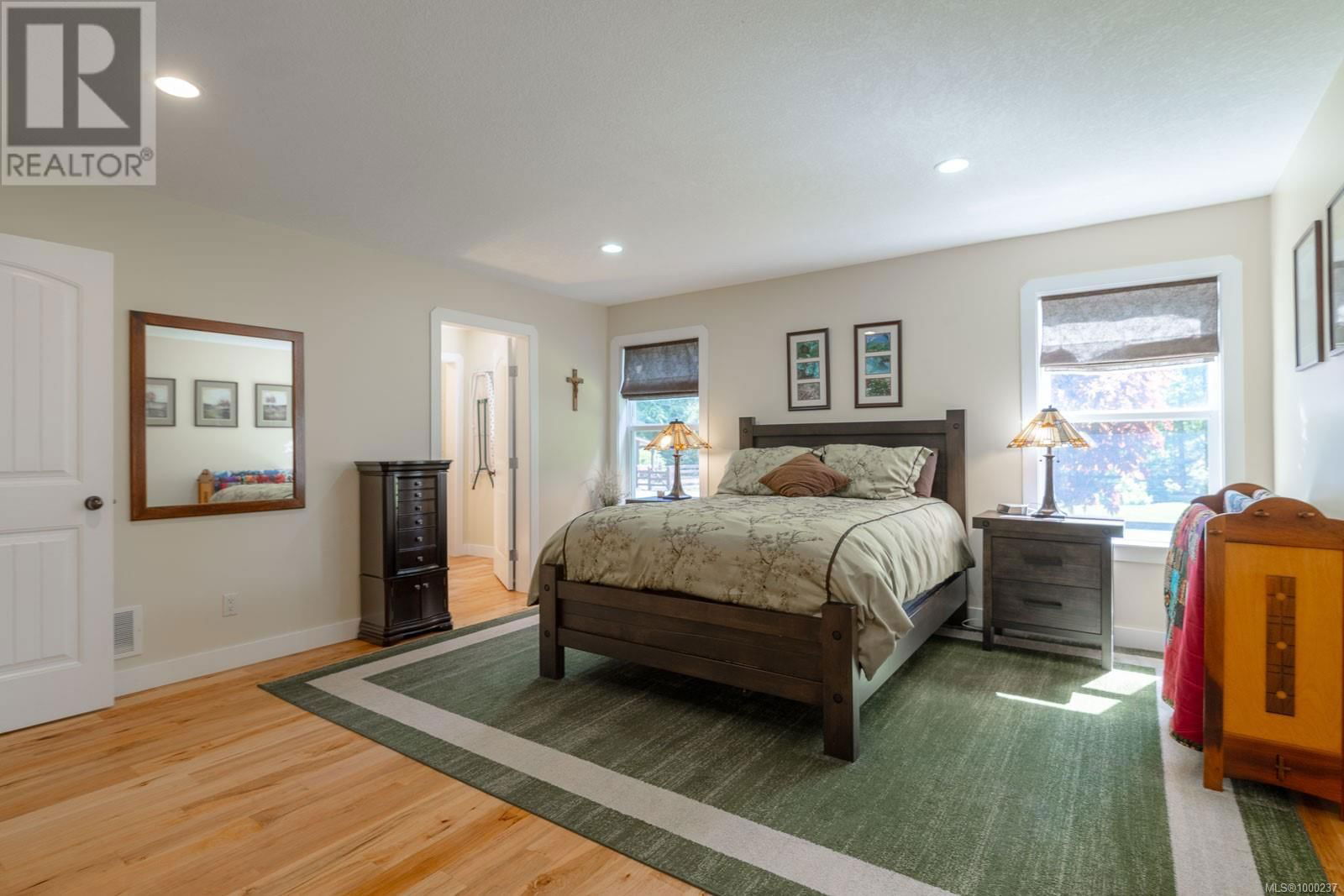 4426 COWICHAN LAKE ROAD Image 23