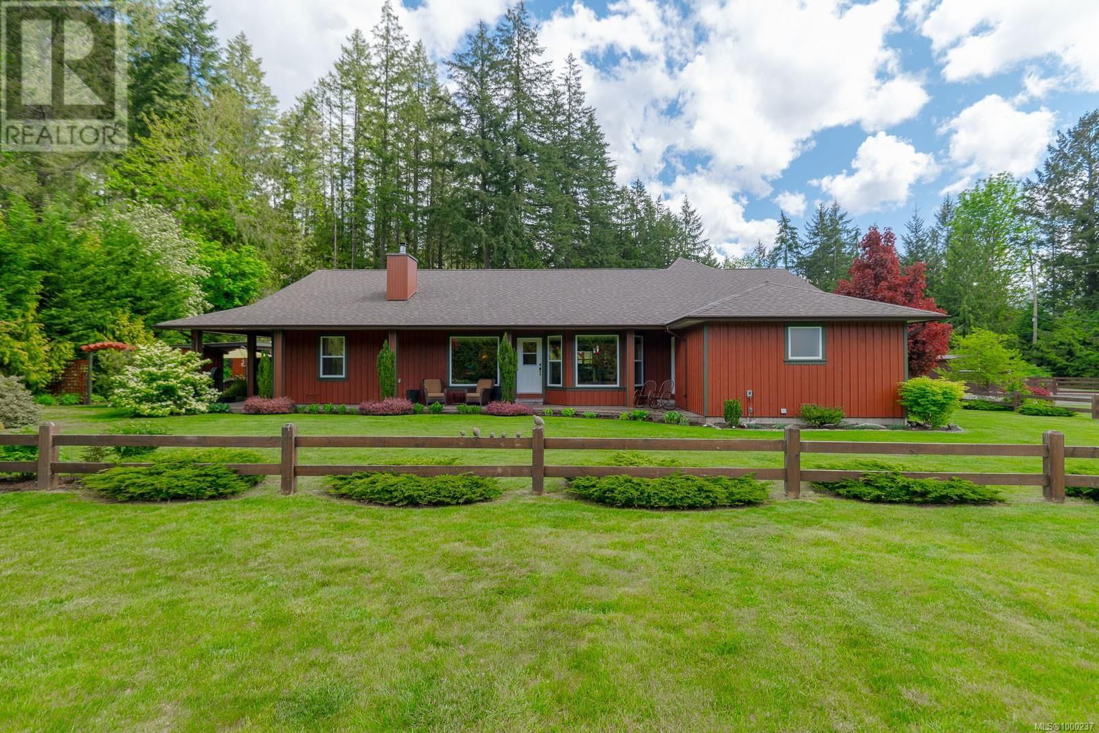 4426 COWICHAN LAKE ROAD Image 38