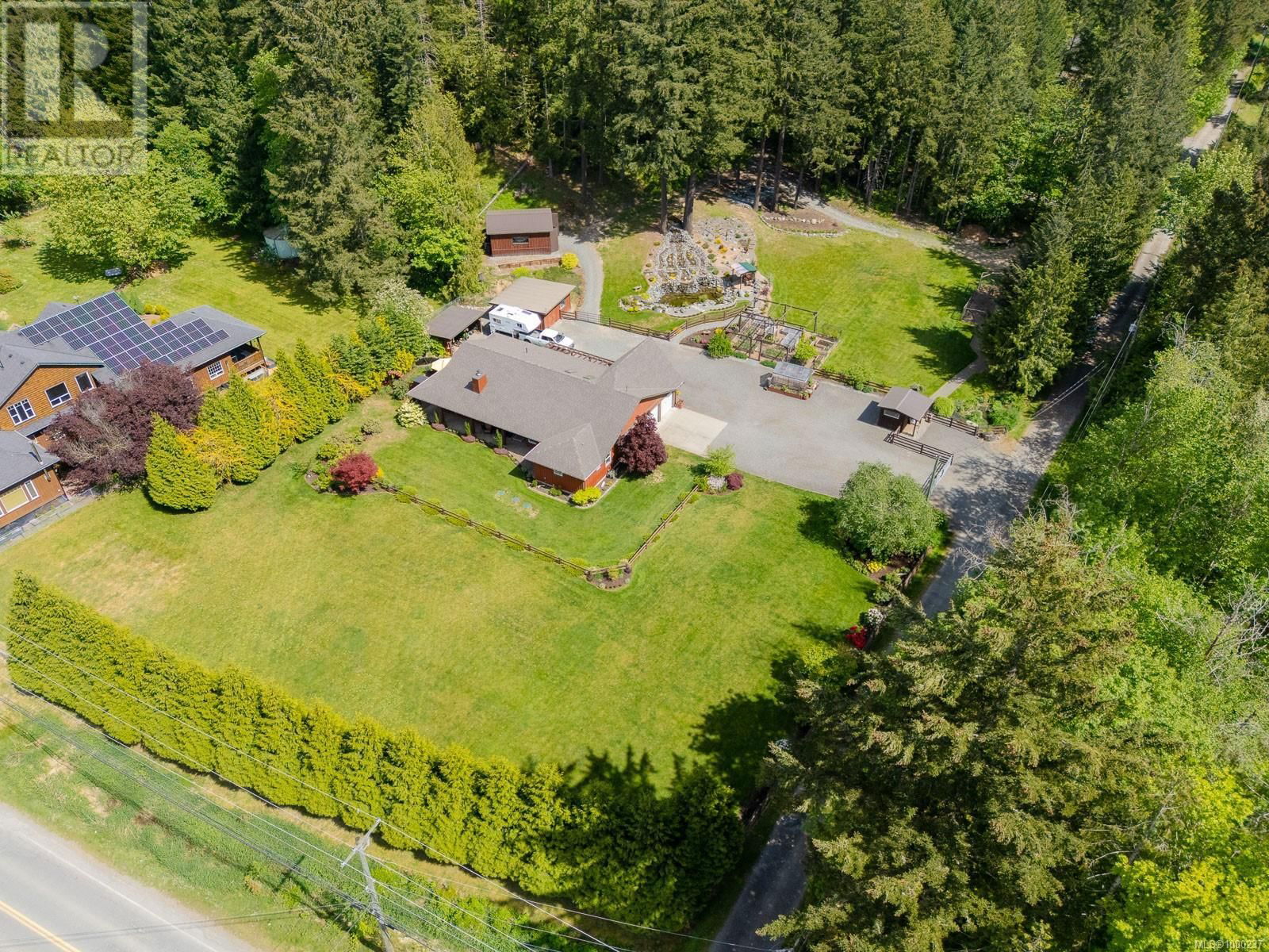 4426 COWICHAN LAKE ROAD Image 70