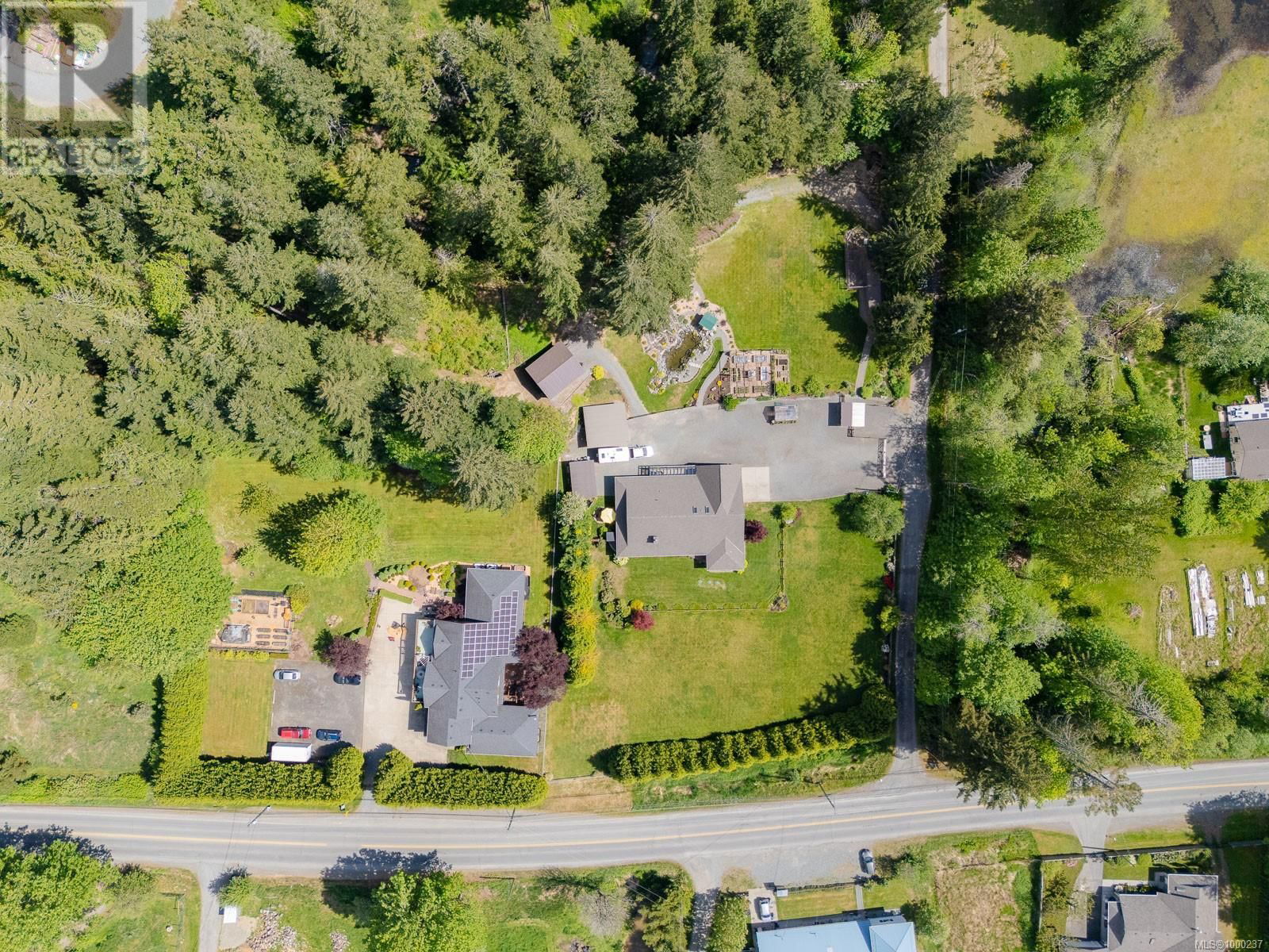 4426 COWICHAN LAKE ROAD Image 72
