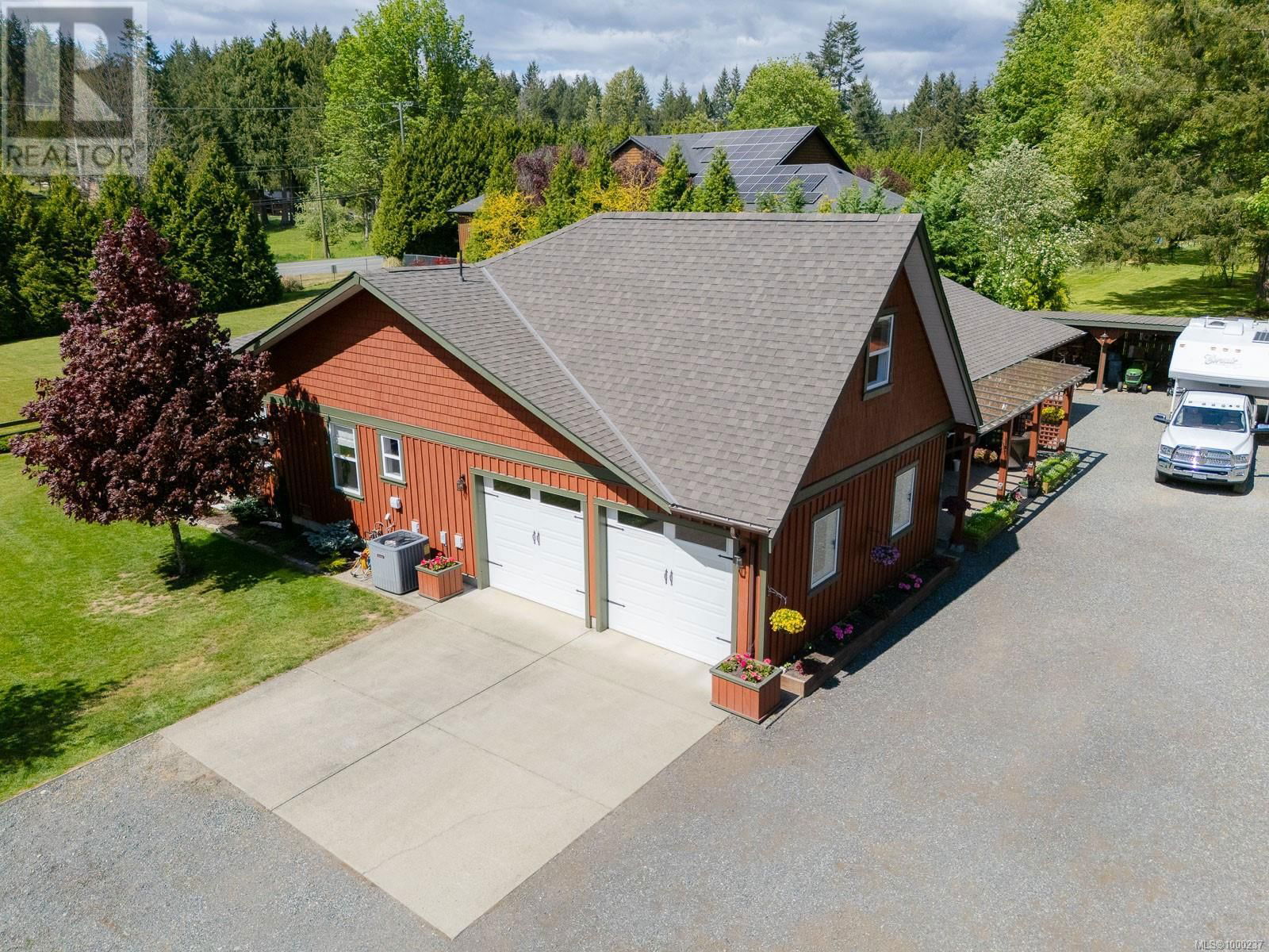 4426 COWICHAN LAKE ROAD Image 74