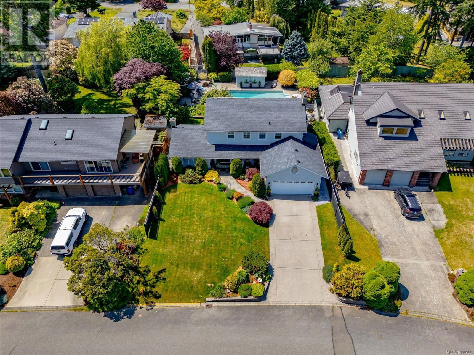 221 BLAIRGOWRIE PLACE Image 54