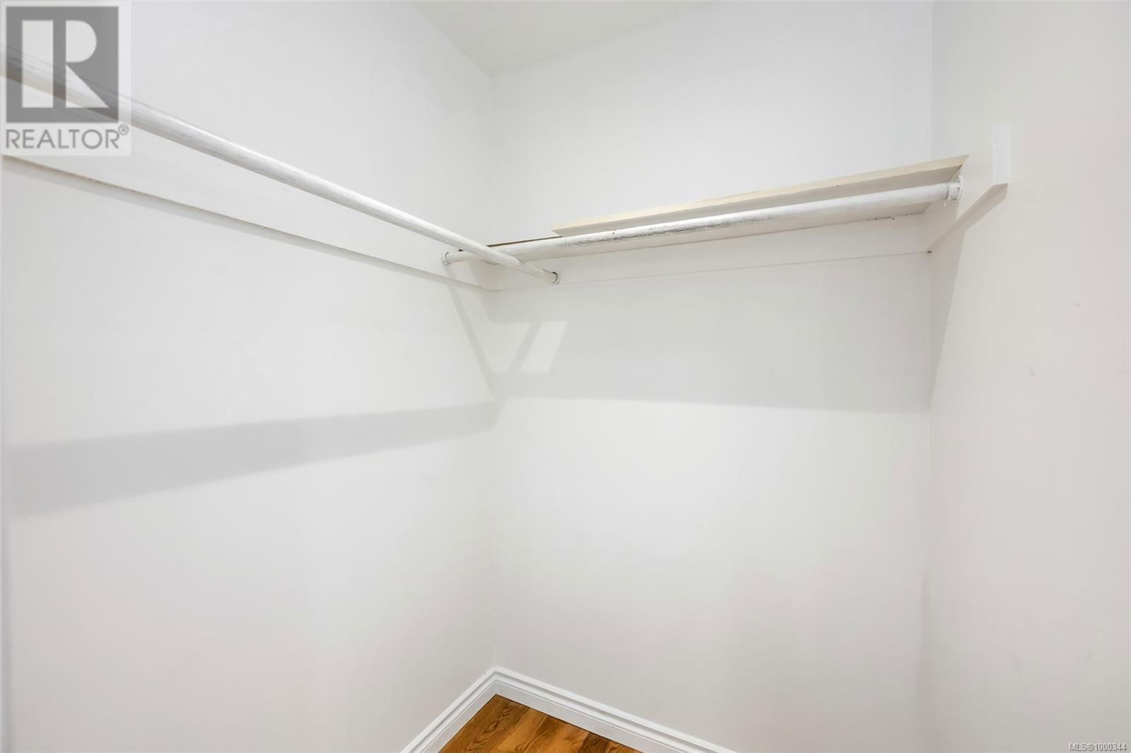 1616 SARITA PLACE Image 22