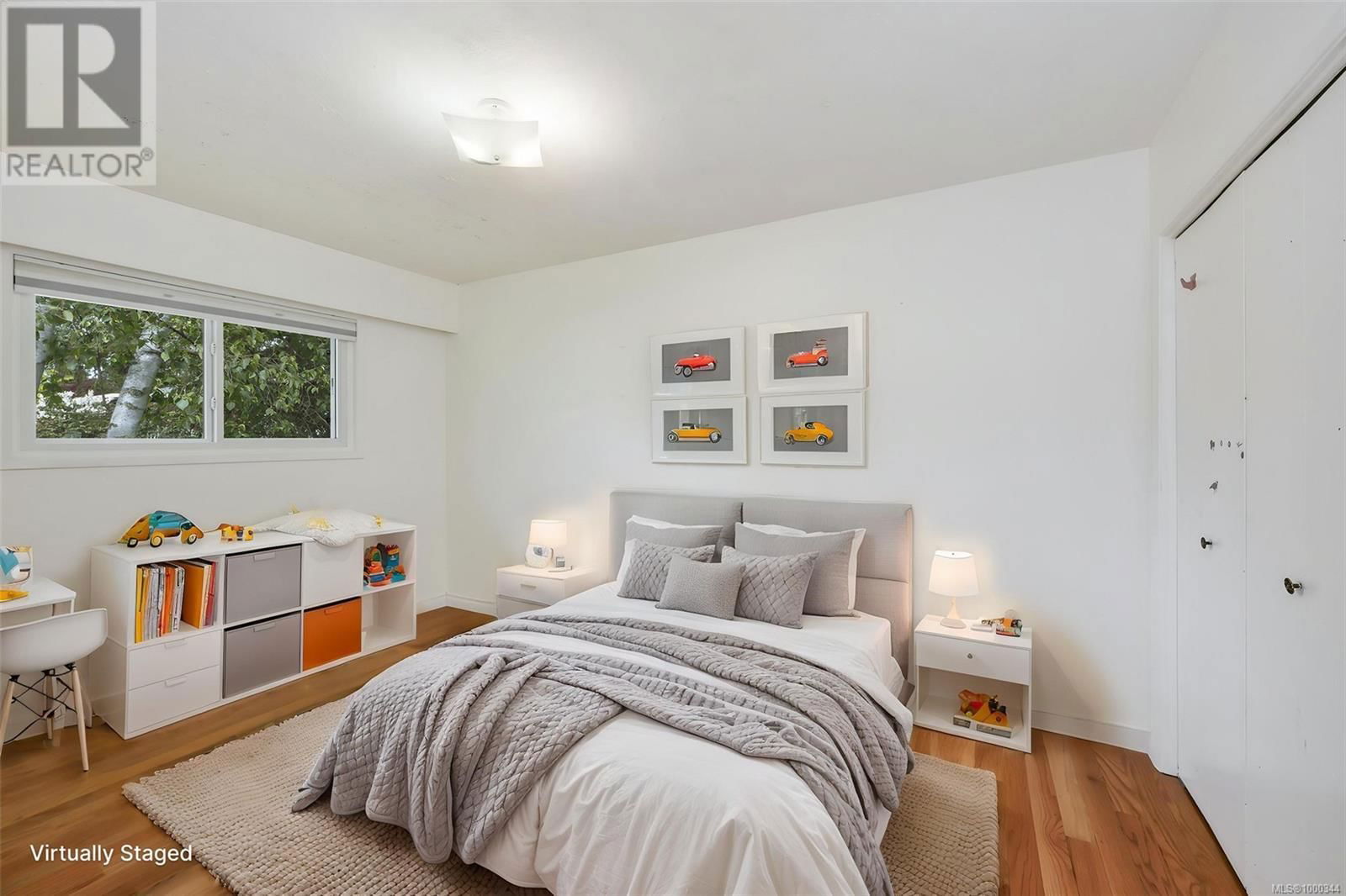 1616 SARITA PLACE Image 25