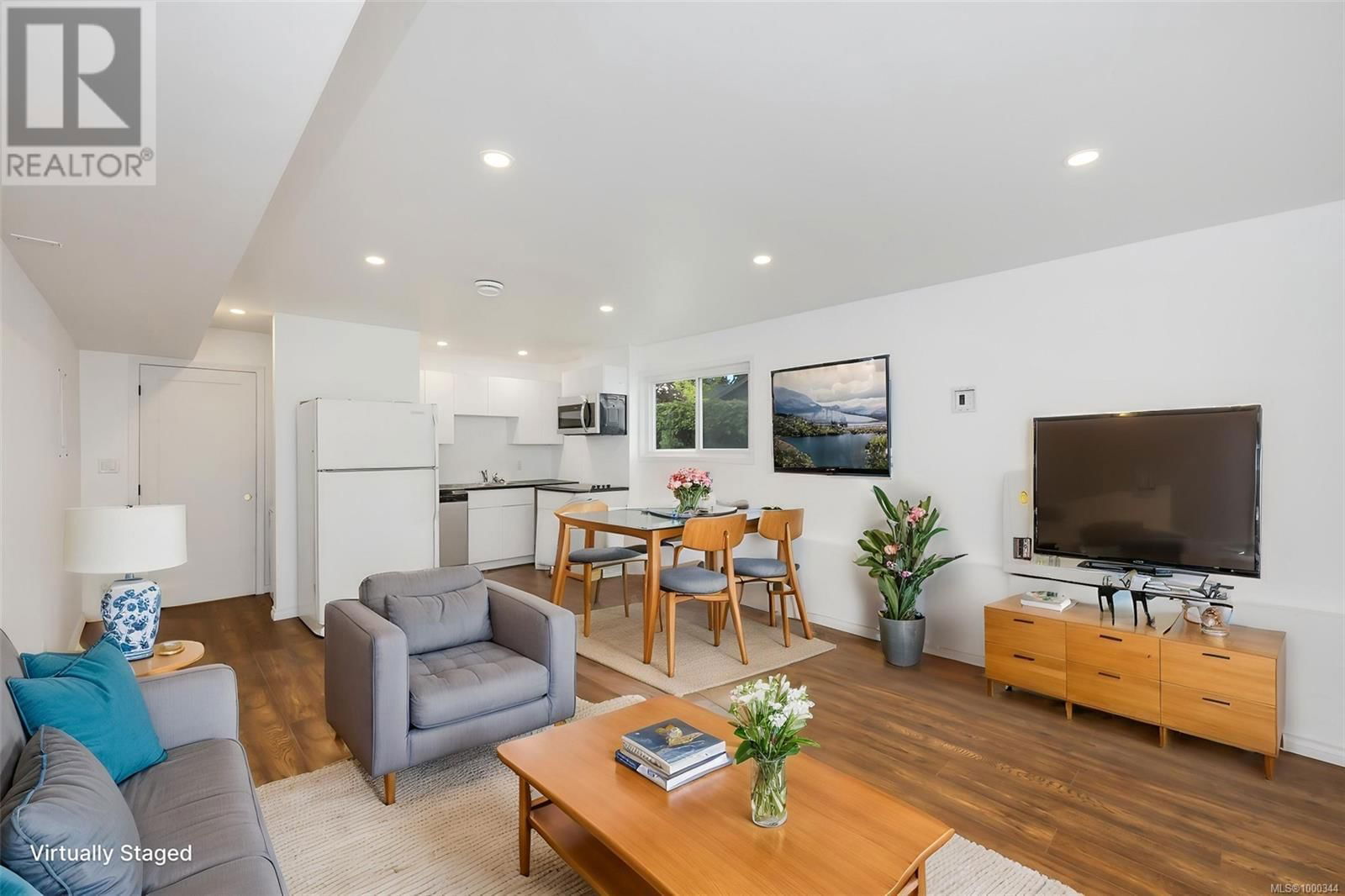 1616 SARITA PLACE Image 34