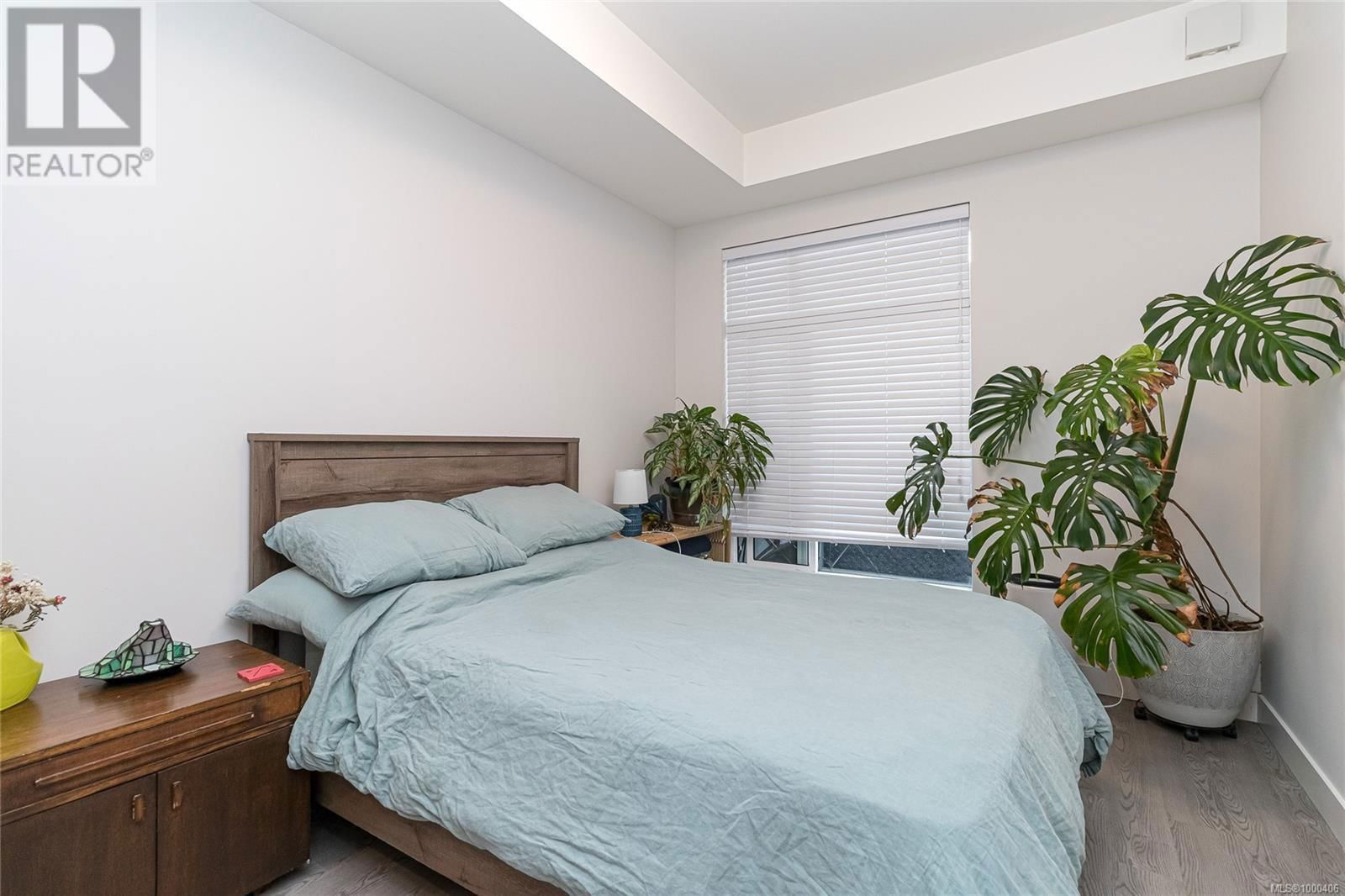 207 - 707 TREANOR AVENUE Image 16