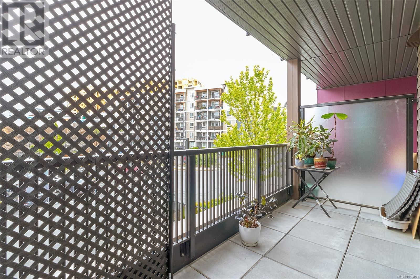 207 - 707 TREANOR AVENUE Image 24