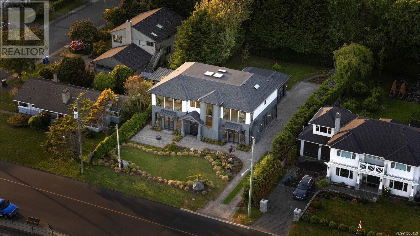 418 BEACH DRIVE Image 11