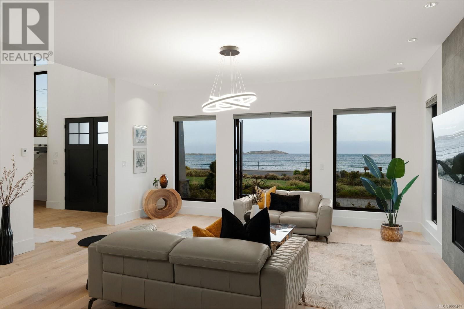 418 BEACH DRIVE Image 4