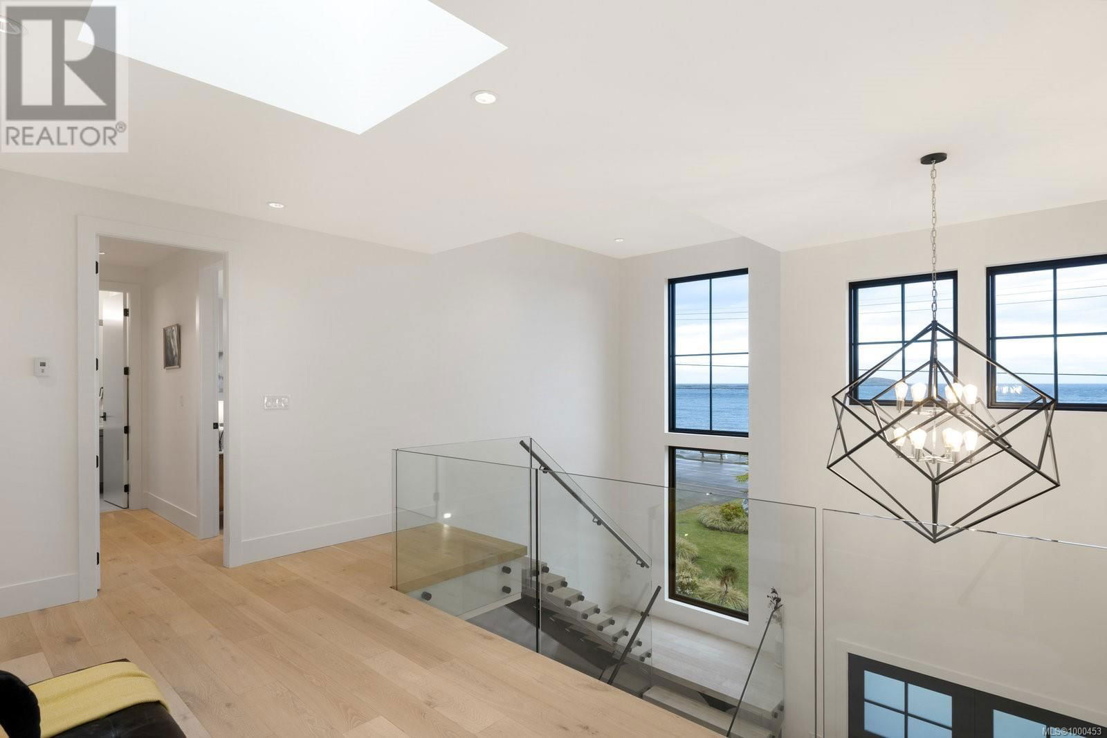 418 BEACH DRIVE Image 7