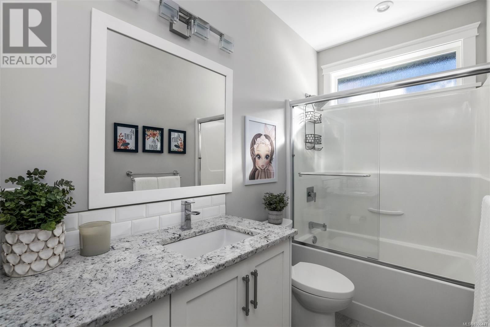 856 HAYDEN PLACE Image 26