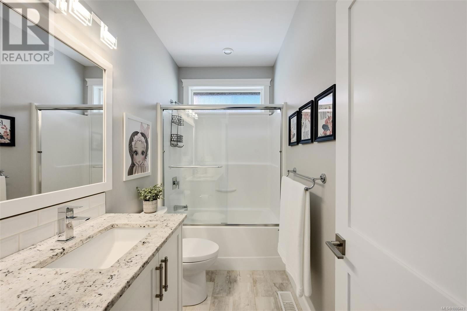 856 HAYDEN PLACE Image 35